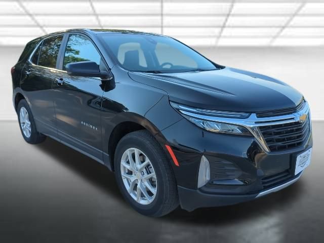 2024 Chevrolet Equinox LT's photo