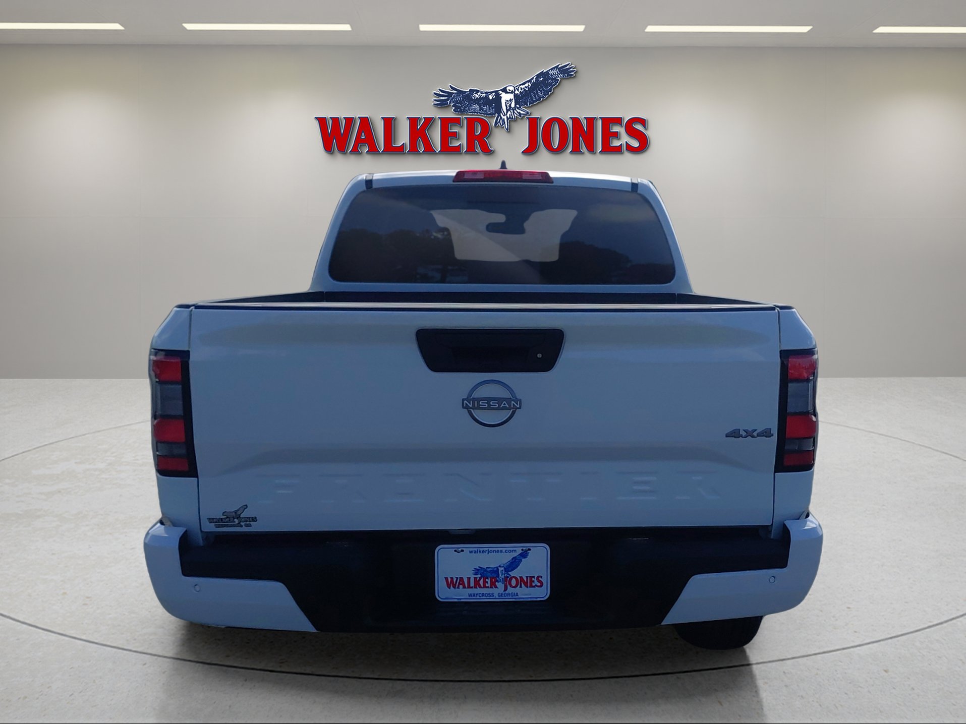 2026 Nissan Frontier Crew Cab SV photo 4
