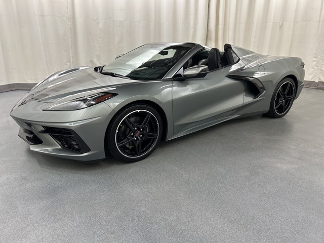 2022 Chevrolet Corvette Stingray 2LT photo 2