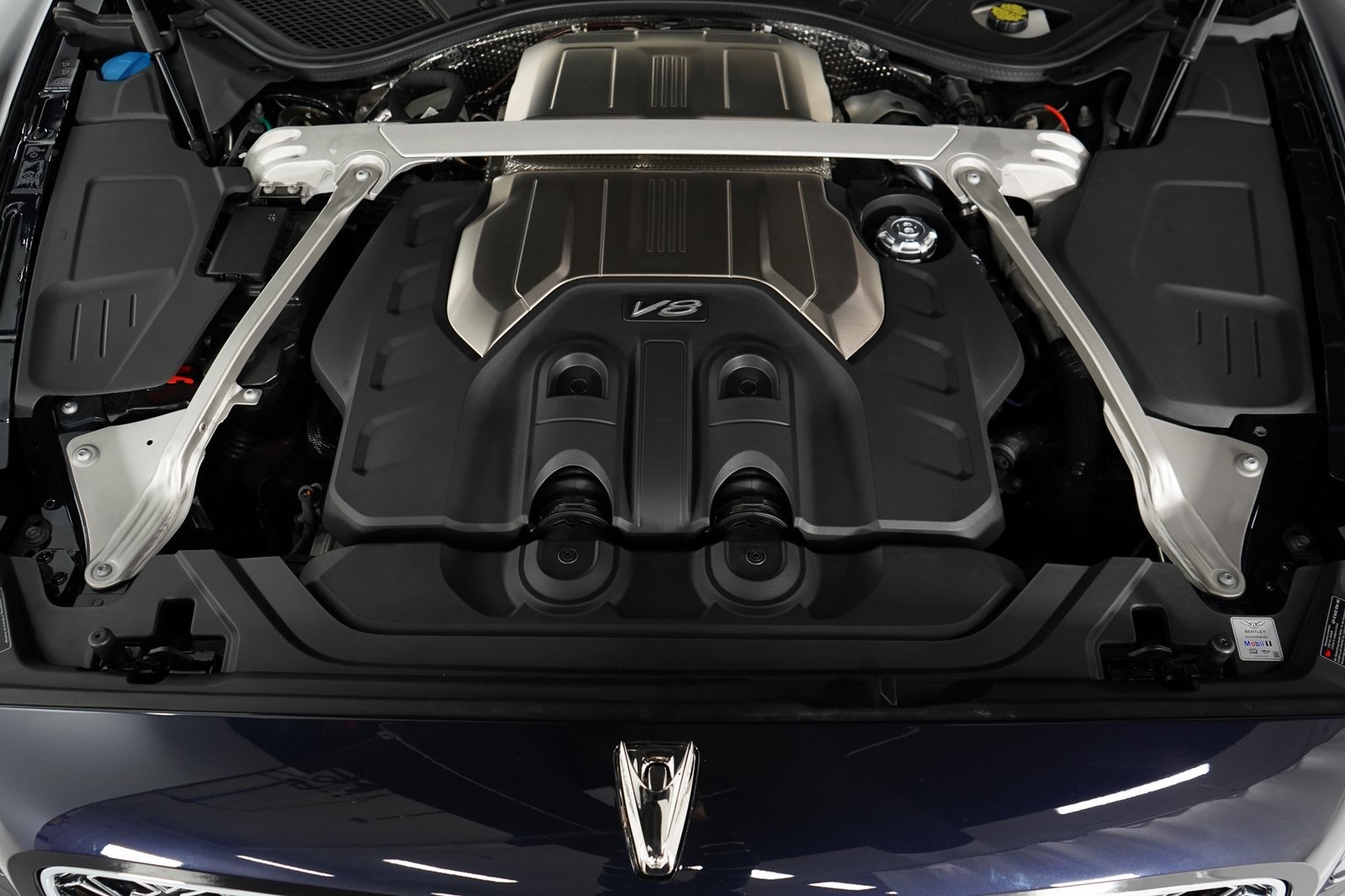 2024 Bentley Flying Spur Mulliner V8 photo 42