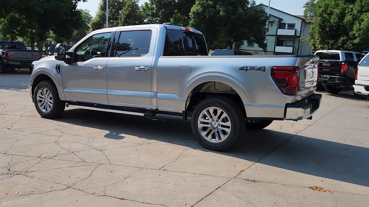 2025 Ford F-150 XLT photo 4