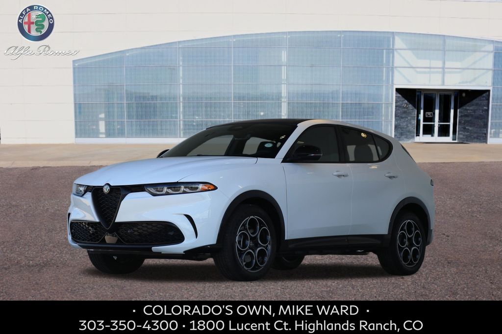 2025 Alfa Romeo Tonale Base