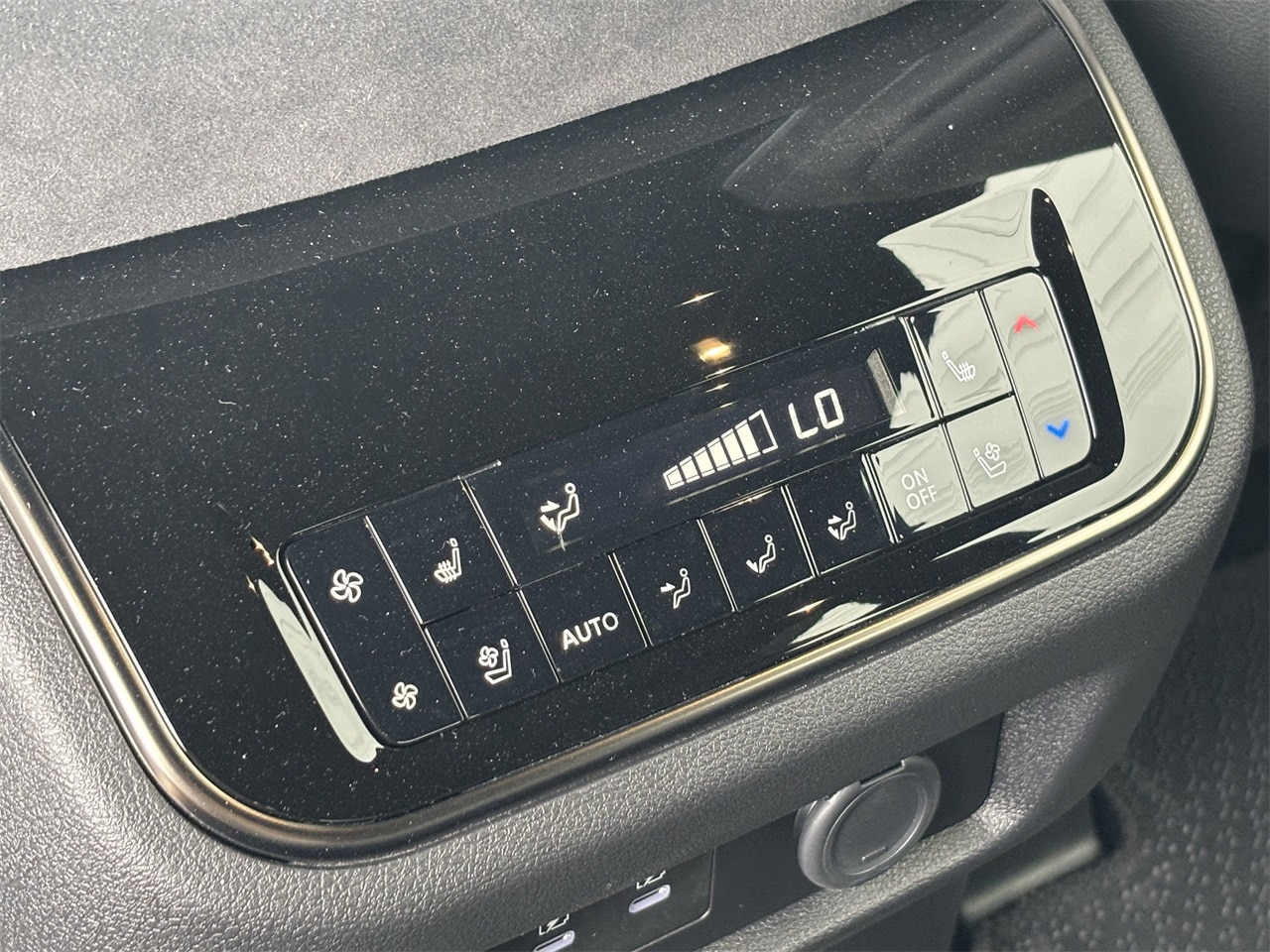 2025 Infiniti QX80 photo 17