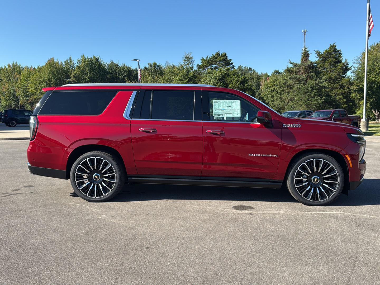 2025 Chevrolet Suburban High Country photo 3