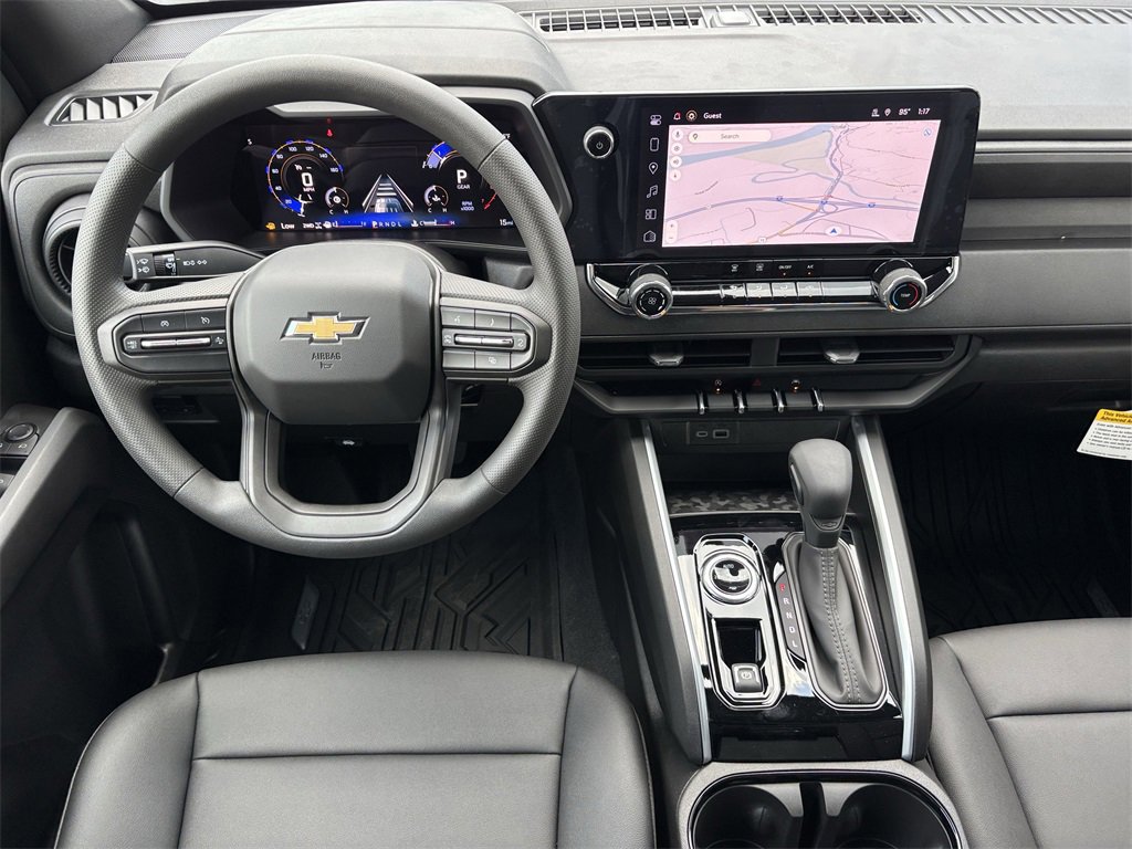 2025 Chevrolet Colorado LT photo 3