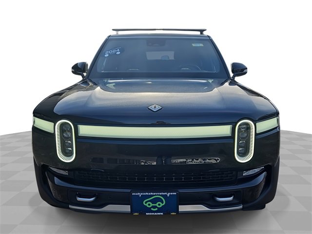 2024 Rivian R1S Adventure