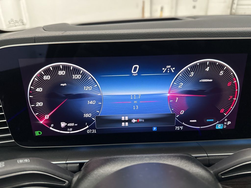 2026 Mercedes Benz GLS 450 4MATIC photo 11