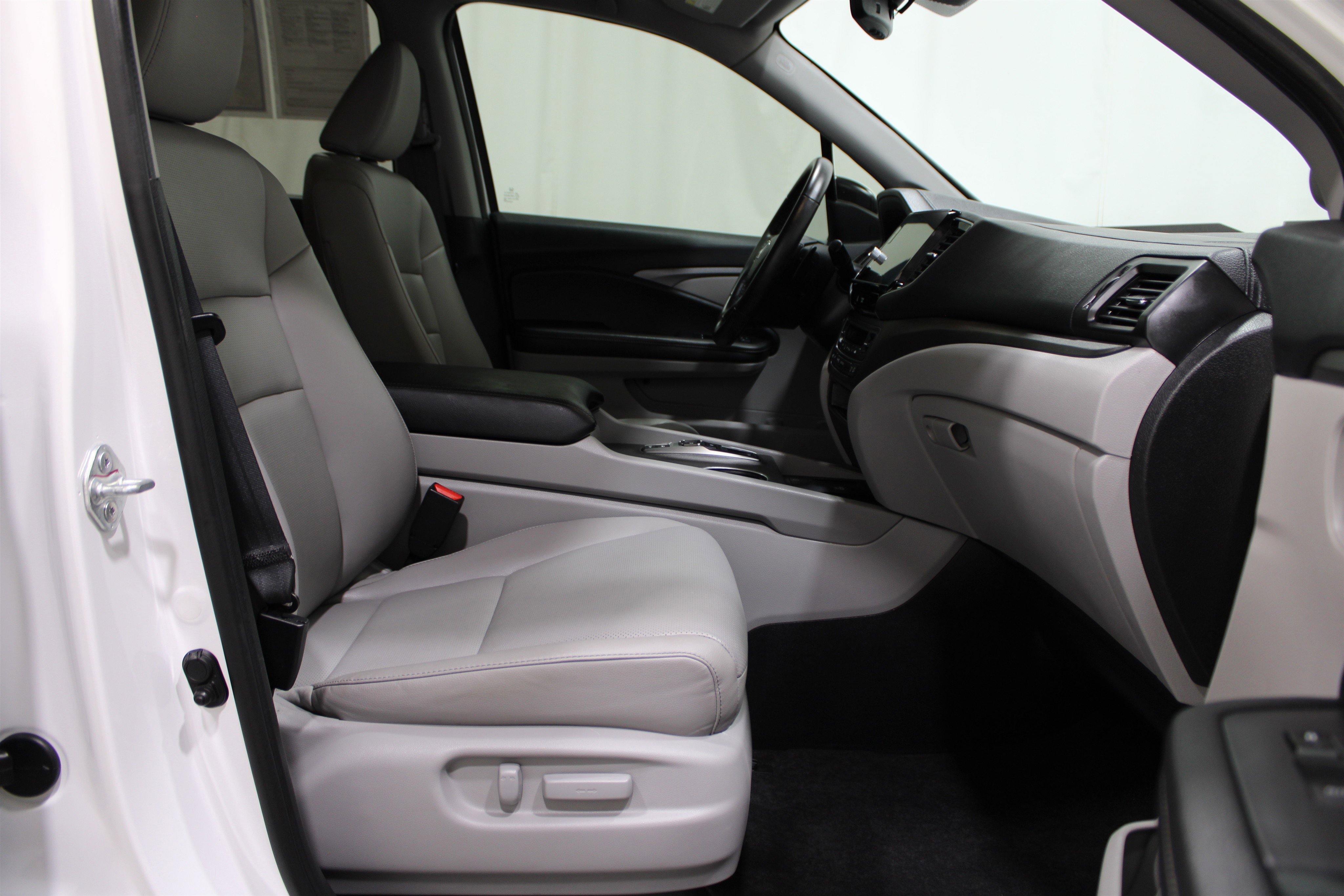 2024 Honda Ridgeline RTL photo 24