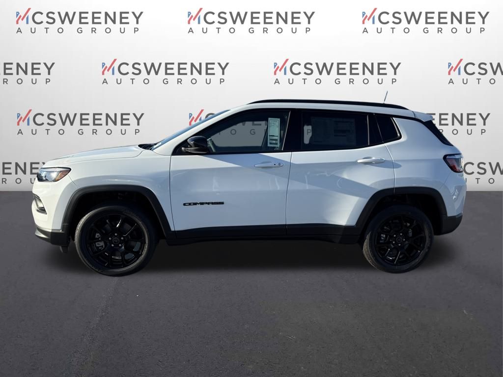 2026 Jeep Compass Latitude Altitude photo 2