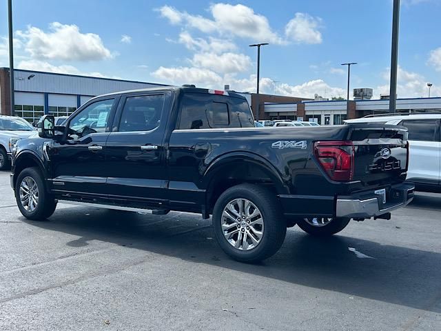 2025 Ford F-150 Lariat photo 3