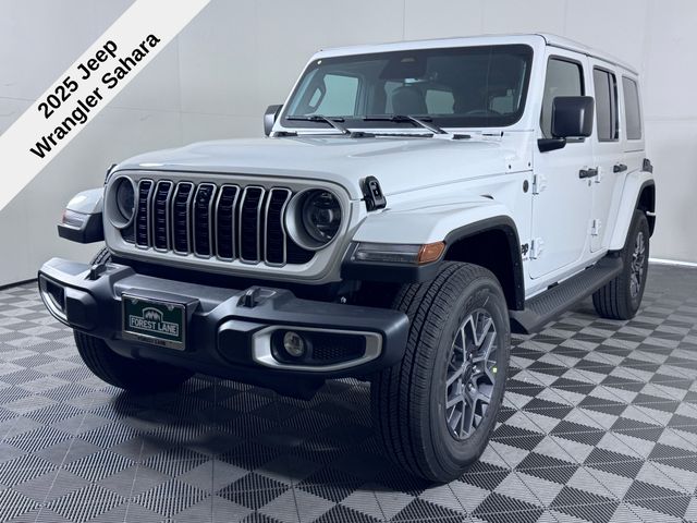 2025 Jeep Wrangler Sahara photo 4