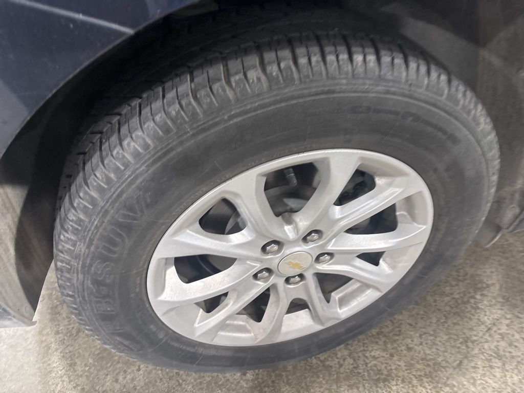 2018 Chevrolet Equinox LT photo 11