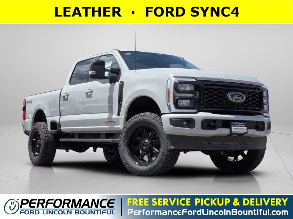 2025 Ford F-350 Super Duty Lariat's photo