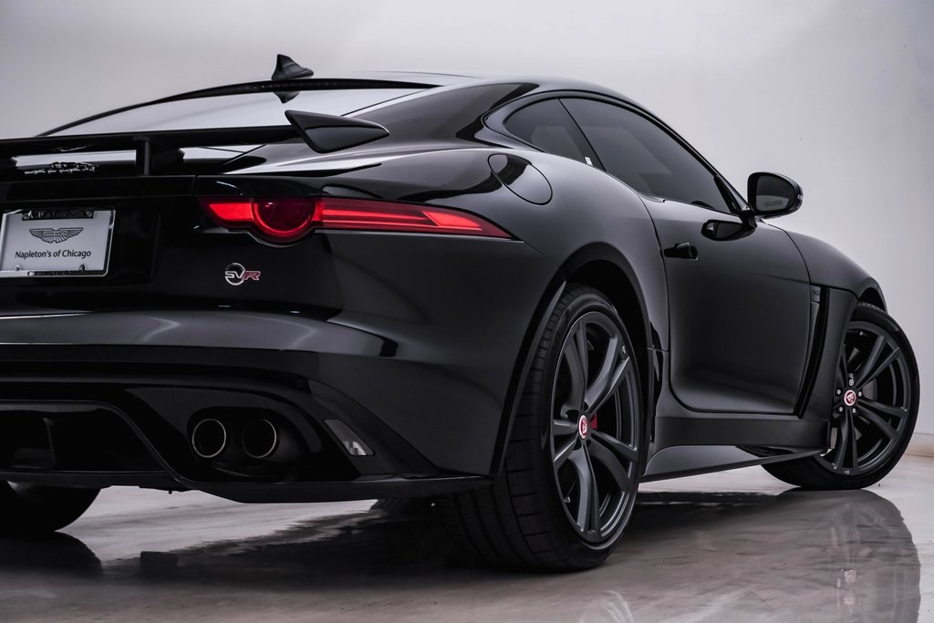 2017 Jaguar F-TYPE SVR photo 9