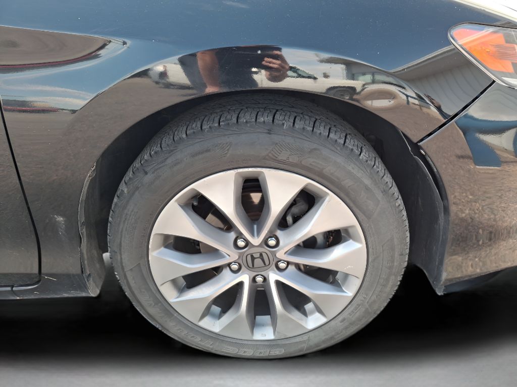 2013 Honda Accord photo 8