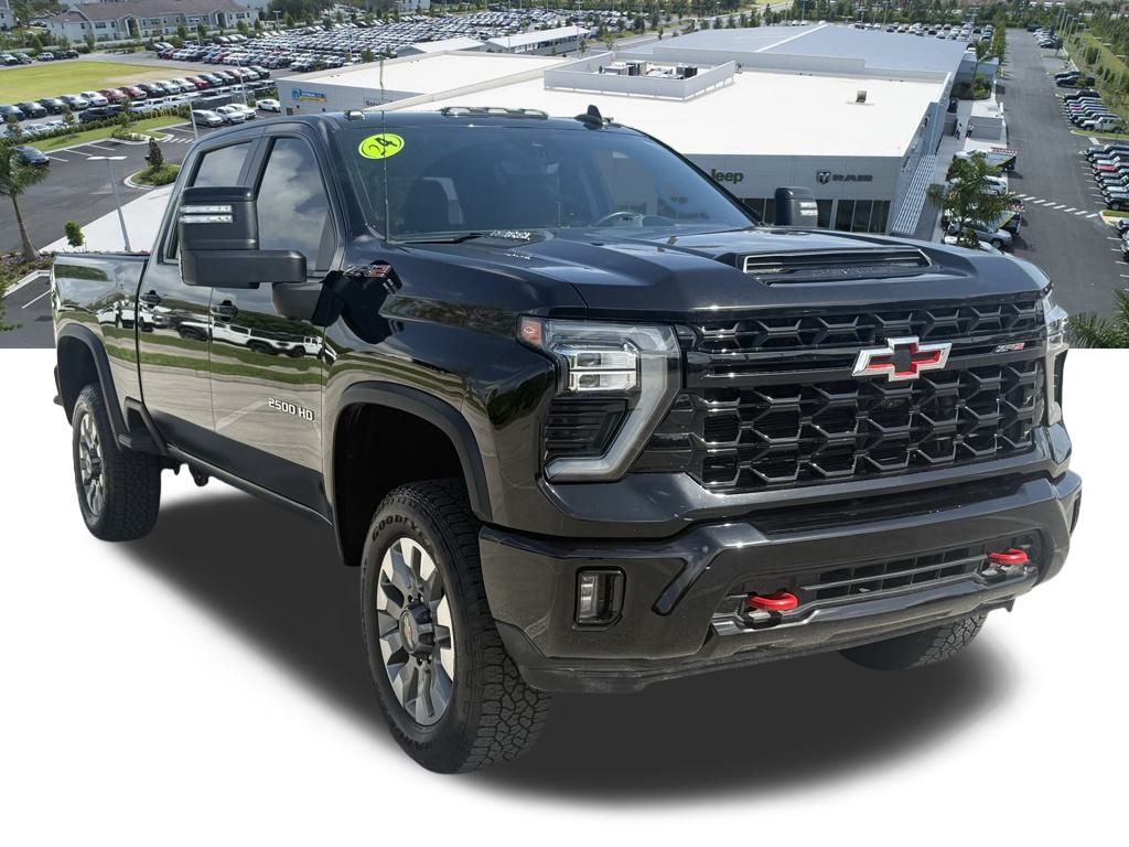 2024 Chevrolet Silverado 2500HD ZR2 photo 2