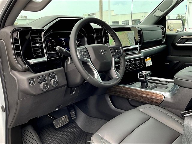 2026 Chevrolet Silverado 1500 LT Trail Boss photo 7