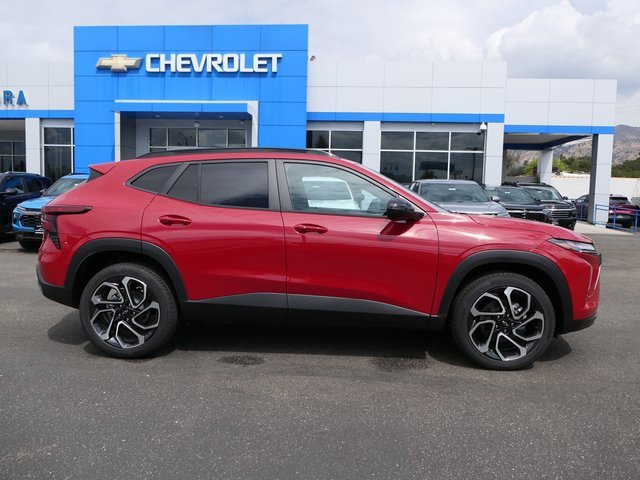 2026 Chevrolet Trax photo 2