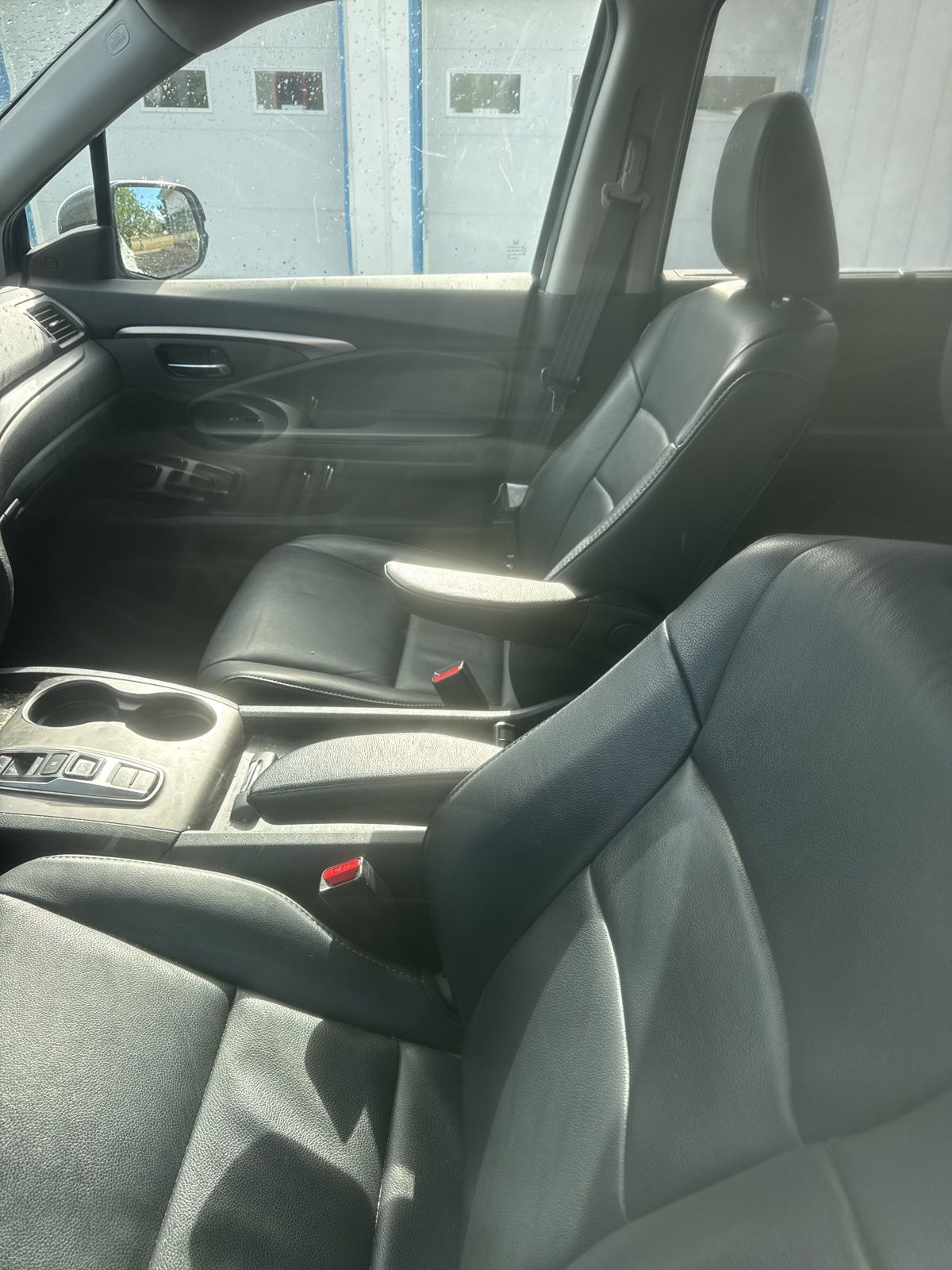 2022 Honda Pilot Special Edition photo 7