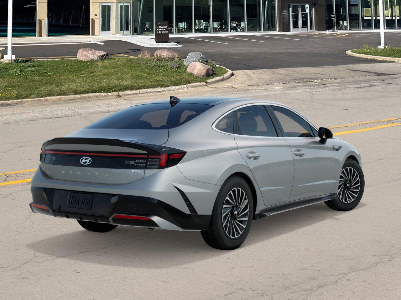 2026 Hyundai Sonata Hybrid Limited photo 4