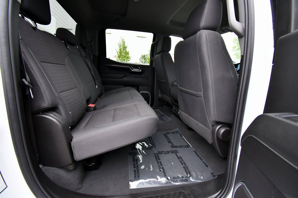 2023 Chevrolet Silverado 1500 LT photo 14