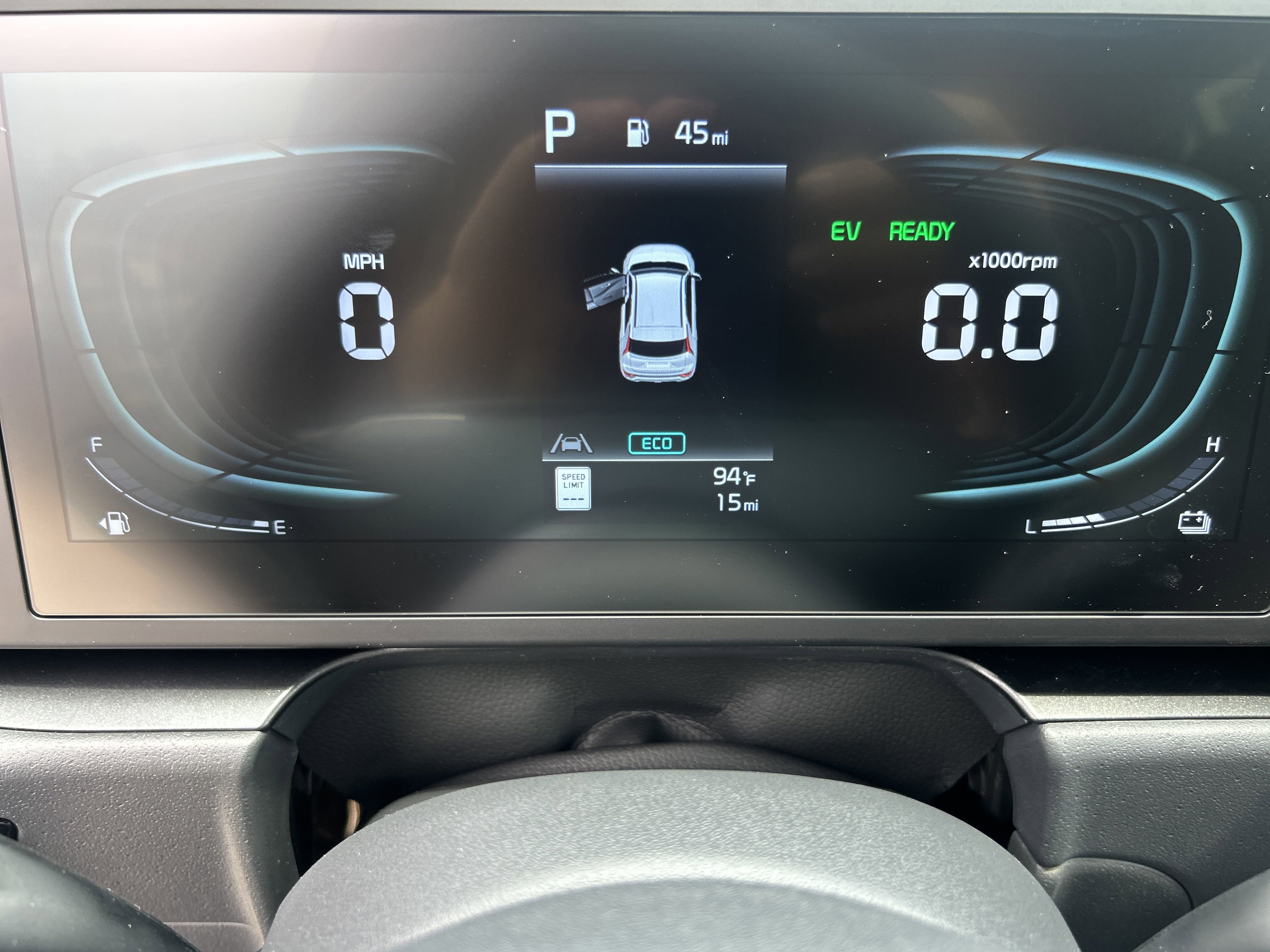 2025 Kia Niro LX photo 13
