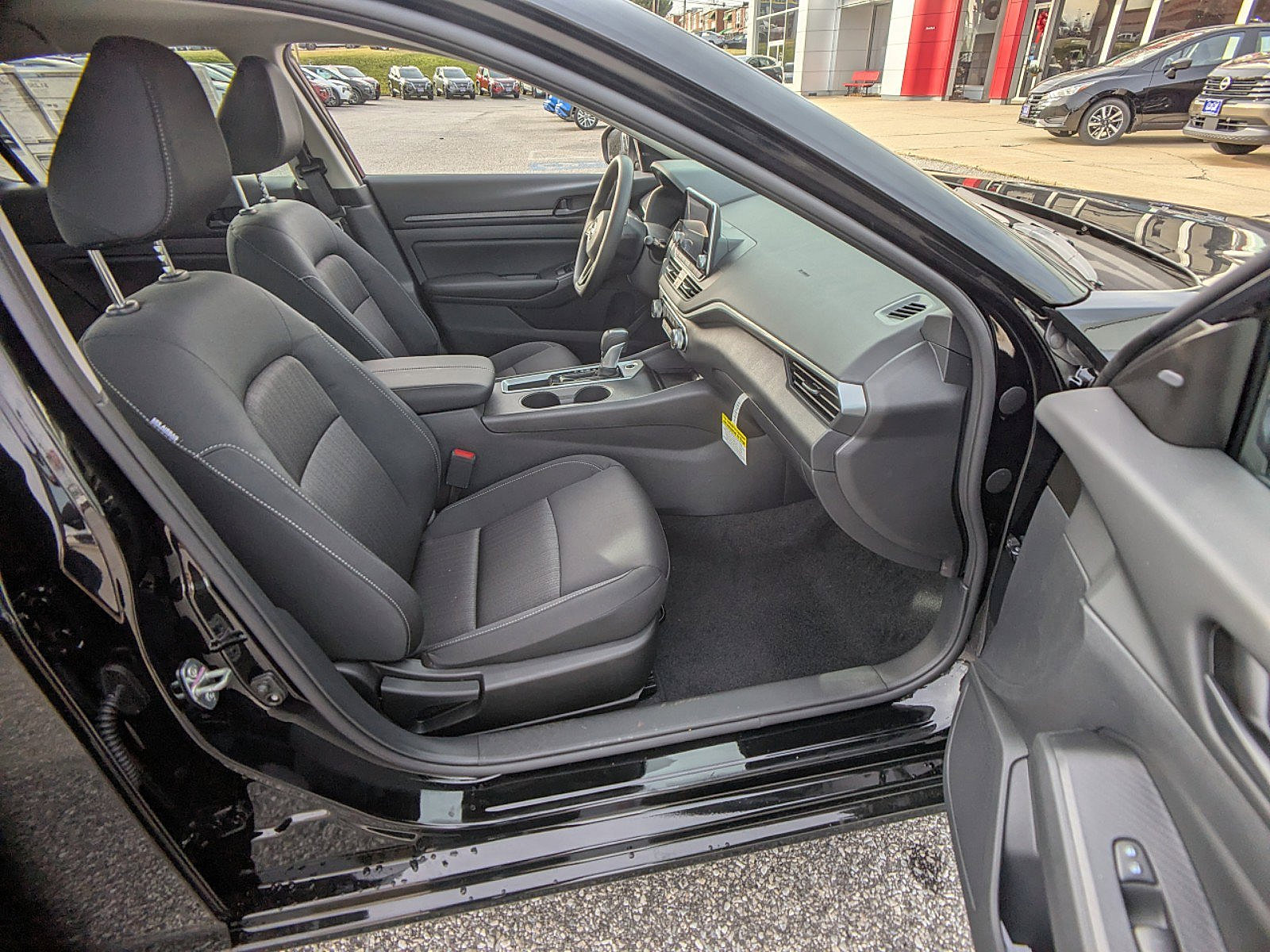 2025 Nissan Altima 2.5 S photo 3