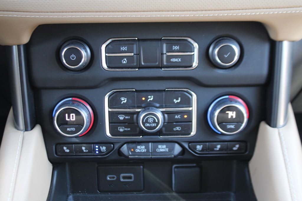 2023 Chevrolet Tahoe Premier photo 25