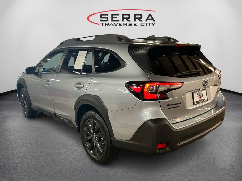 2024 Subaru Outback Onyx Edition photo 6