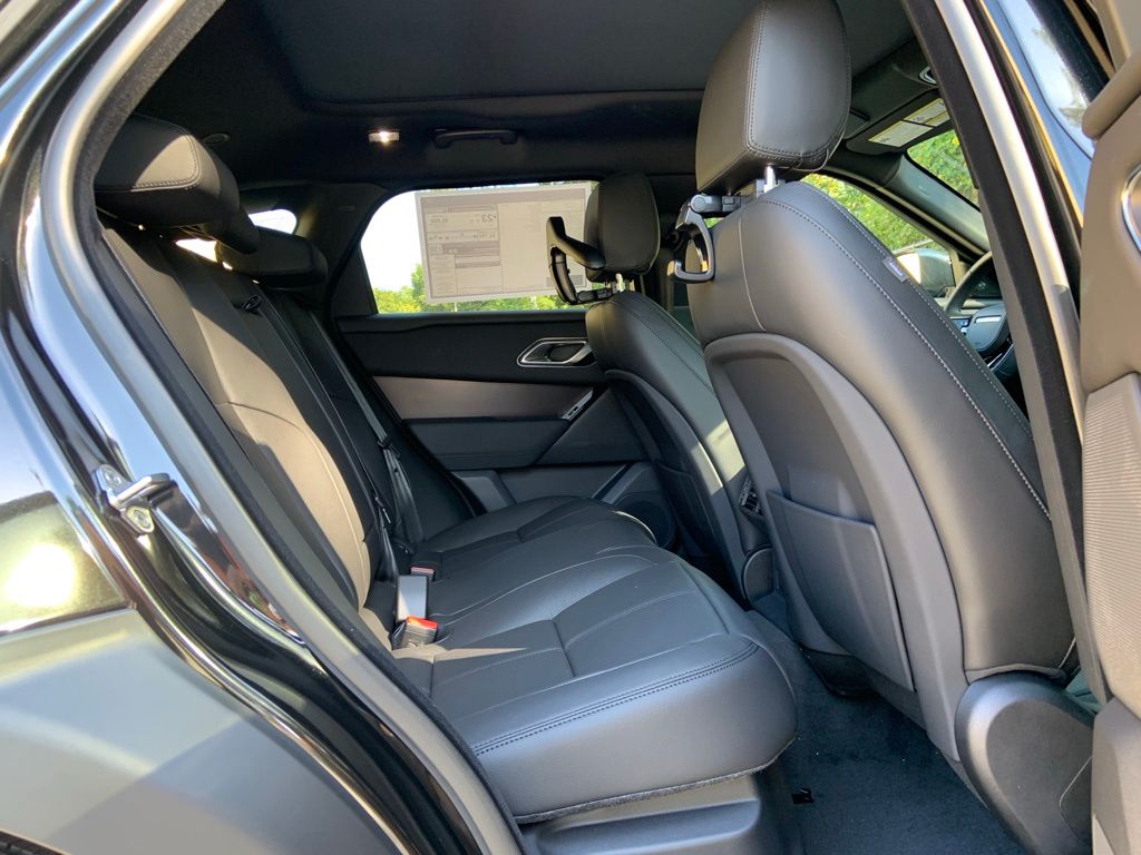 2026 Land Rover Range Rover Velar SE photo 17