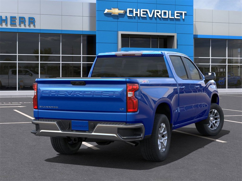 2025 Chevrolet Silverado 1500 LT photo 3
