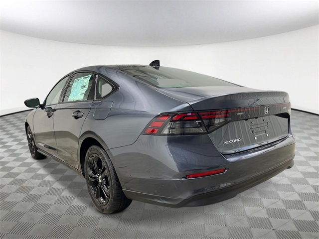 2025 Honda Accord SE photo 2