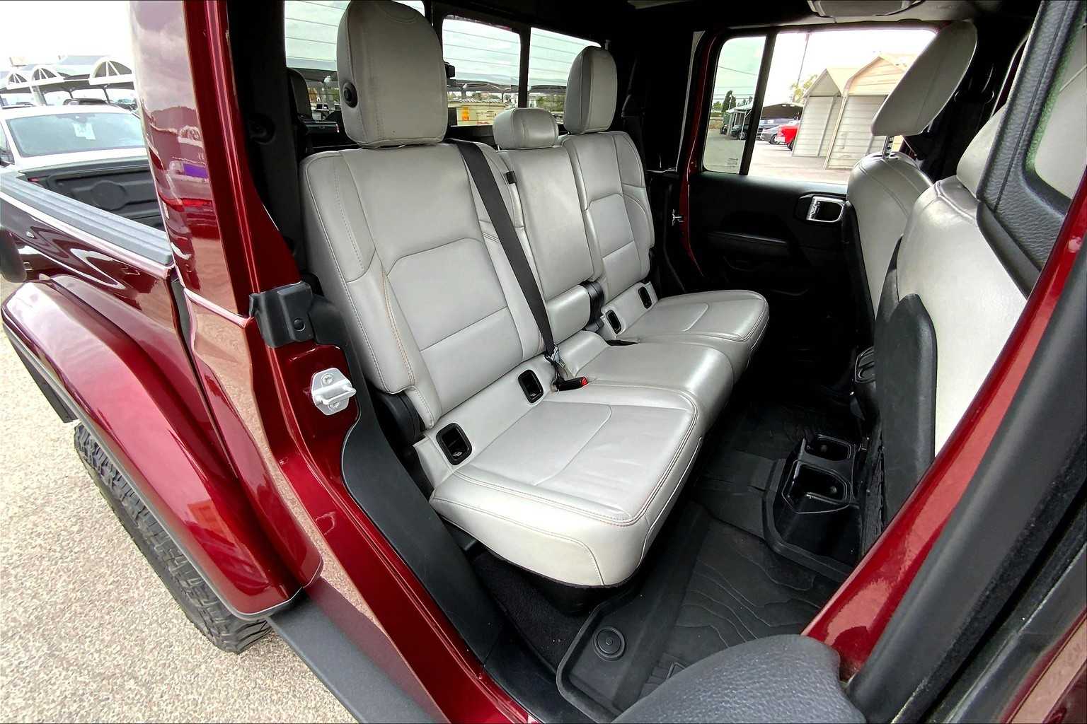 2021 Jeep Gladiator Mojave photo 18