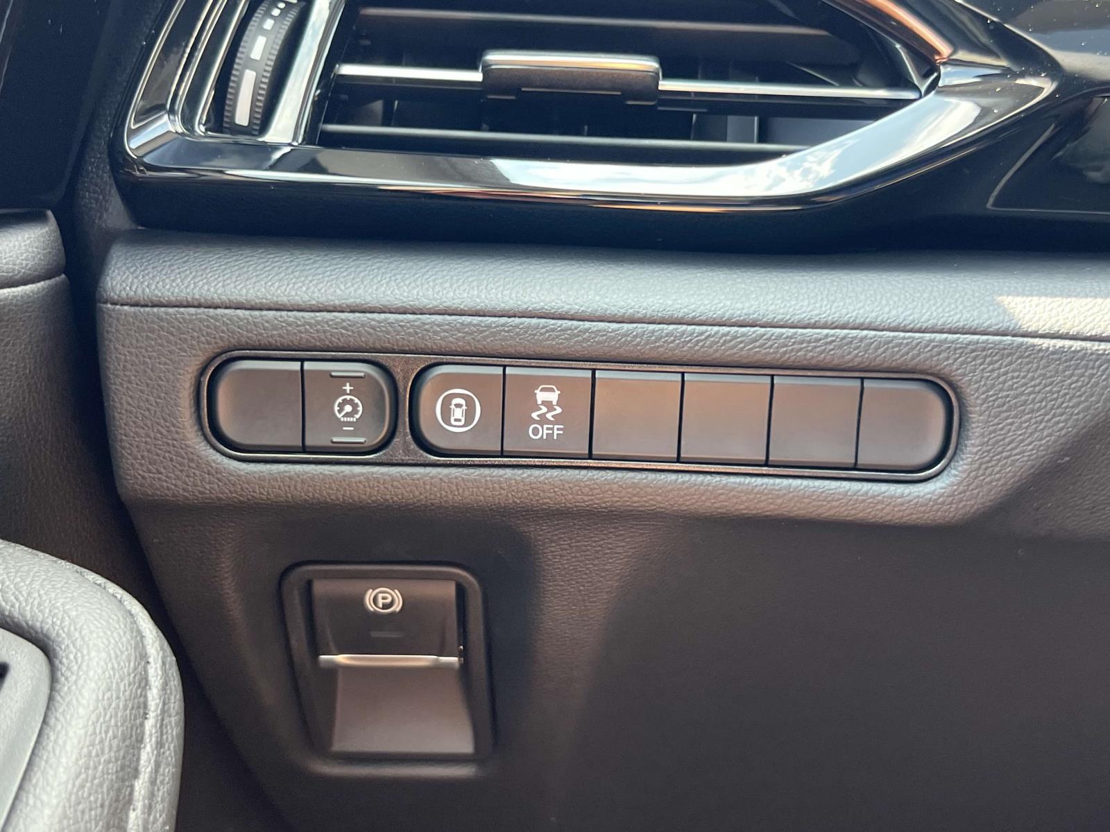 2025 Acura MDX SH-AWD photo 19