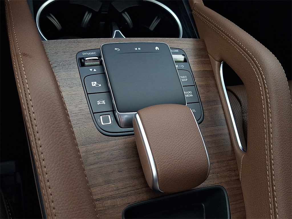 2025 Mercedes Benz GLE 450 4MATIC photo 12