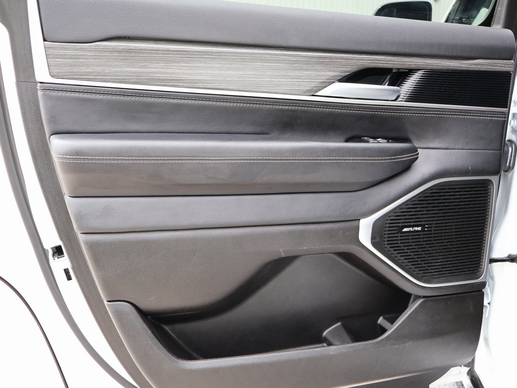 2024 Jeep Wagoneer Series III photo 17