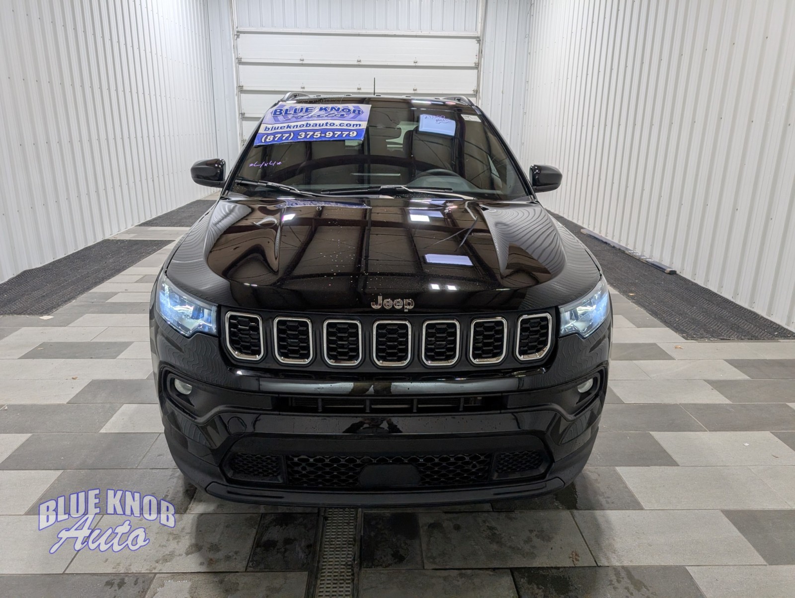 2024 Jeep Compass North Edition Latitude photo 4