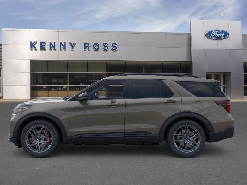 2026 Ford Explorer ST photo 3