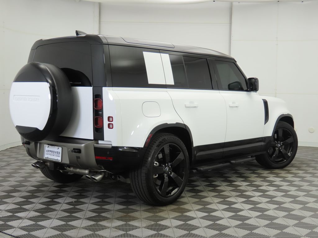 2025 Land Rover Defender 110 X-Dynamic SE photo 5