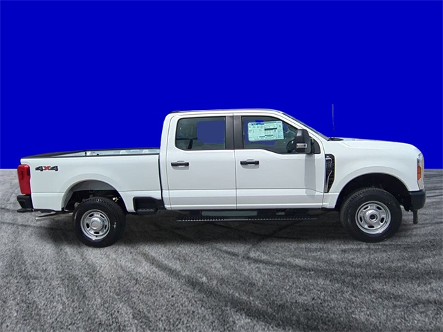 2025 Ford F-250 XL photo 3