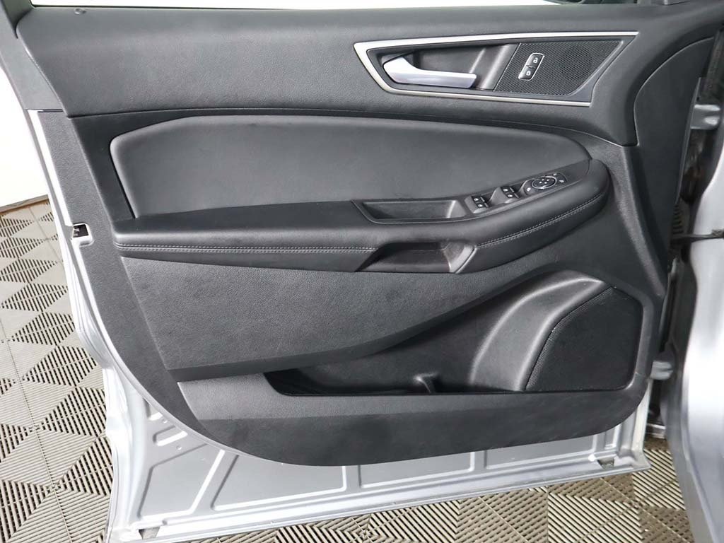 2024 Ford Edge SEL photo 19