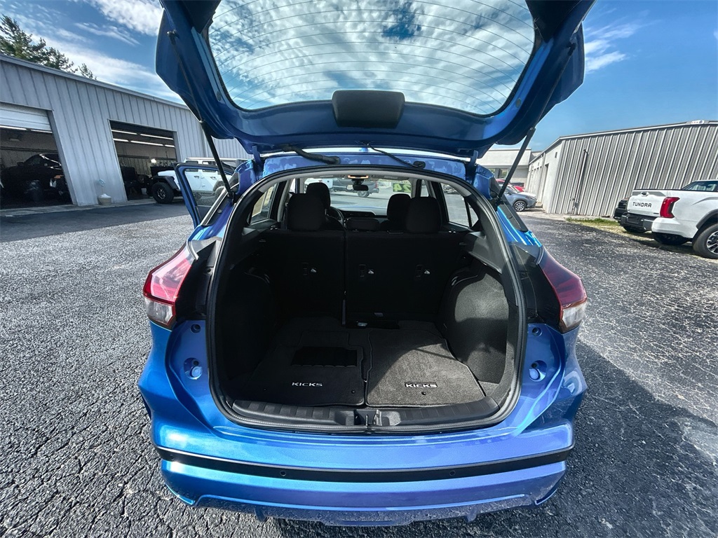 2024 Nissan Kicks SV photo 27
