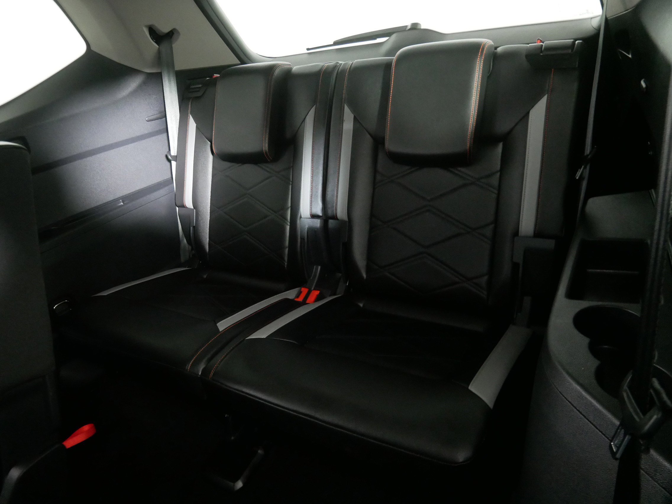 2024 Volkswagen Atlas Peak Edition SE Technology photo 30