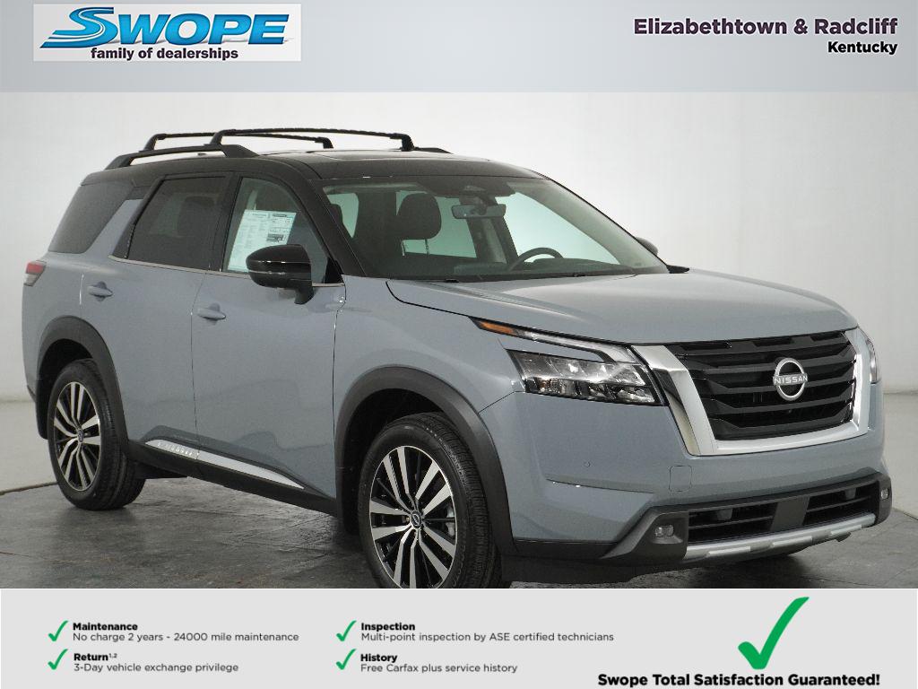2025 Nissan Pathfinder Platinum's photo