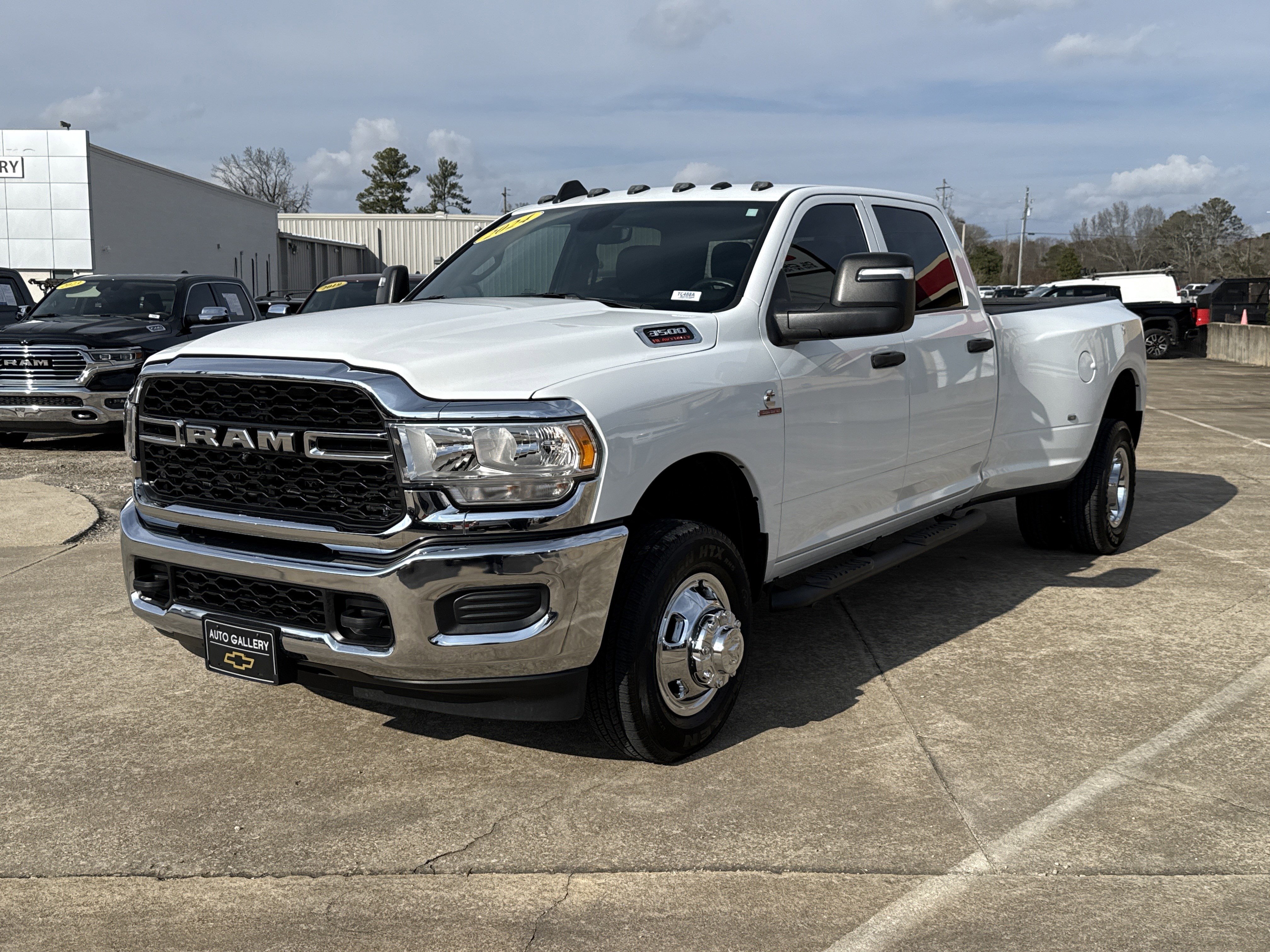 2024 RAM Ram 3500 Pickup Tradesman's photo
