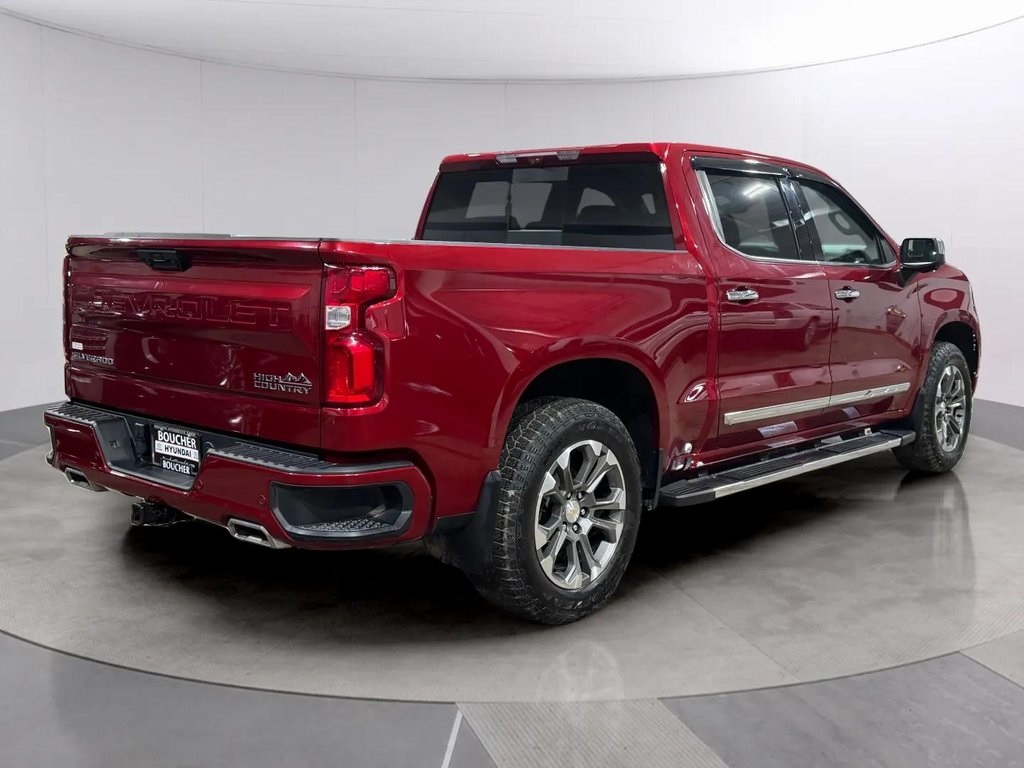 2024 Chevrolet Silverado 1500 High Country photo 3