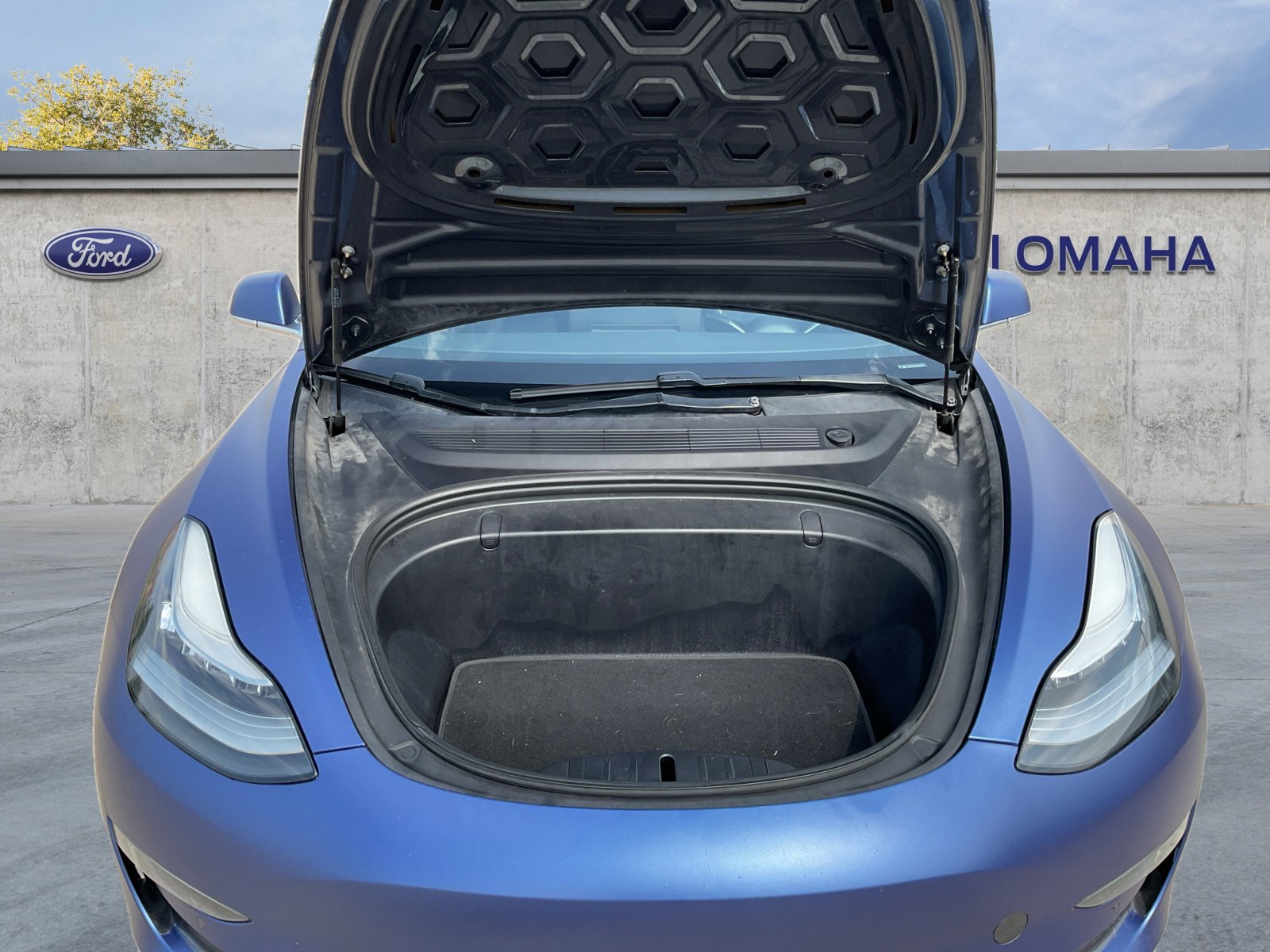 2019 Tesla Model 3 Long Range photo 18