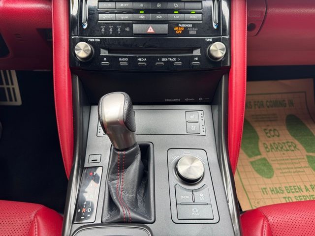 2021 Lexus IS 350 F SPORT photo 11
