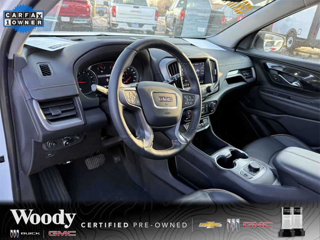 2023 GMC TERRAIN - Image 16