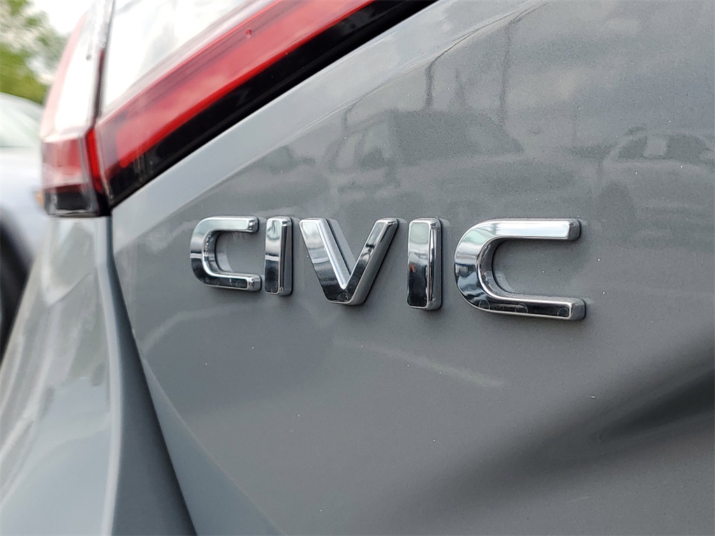 2025 Honda Civic Sport photo 3